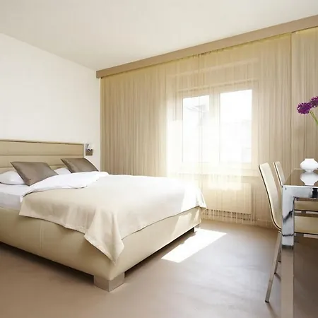 Visionapartments Cramerstrasse 2-6 - Contactless Check-in Apartman Zürich